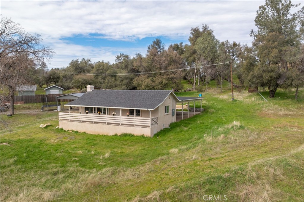 56563 Road 200