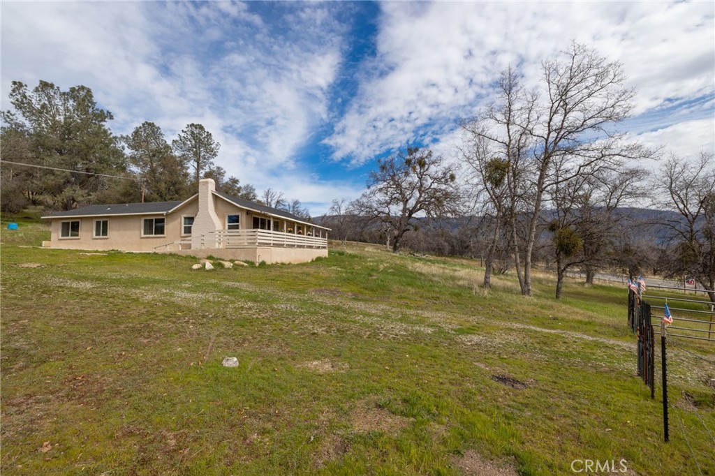 56563 Road 200