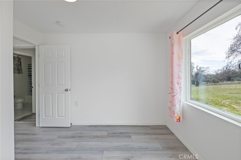 56563 Road 200