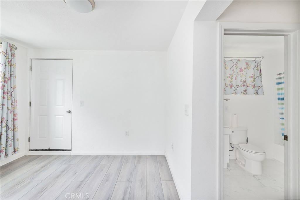 56563 Road 200