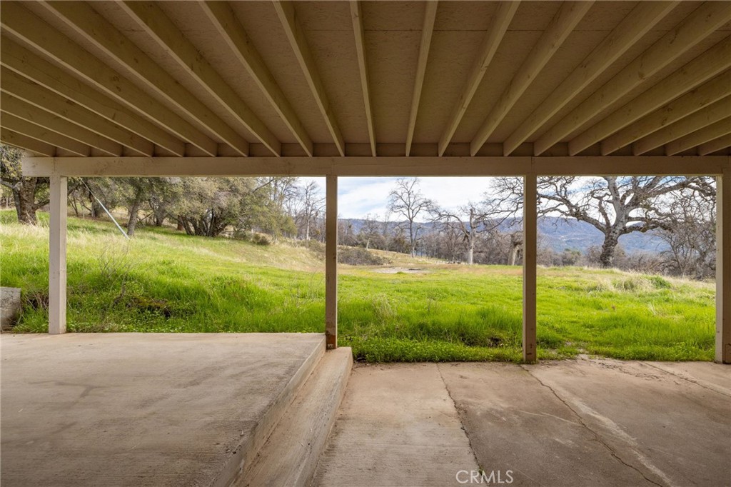 56563 Road 200