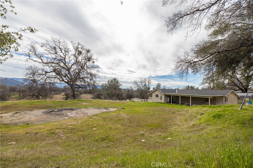 56563 Road 200