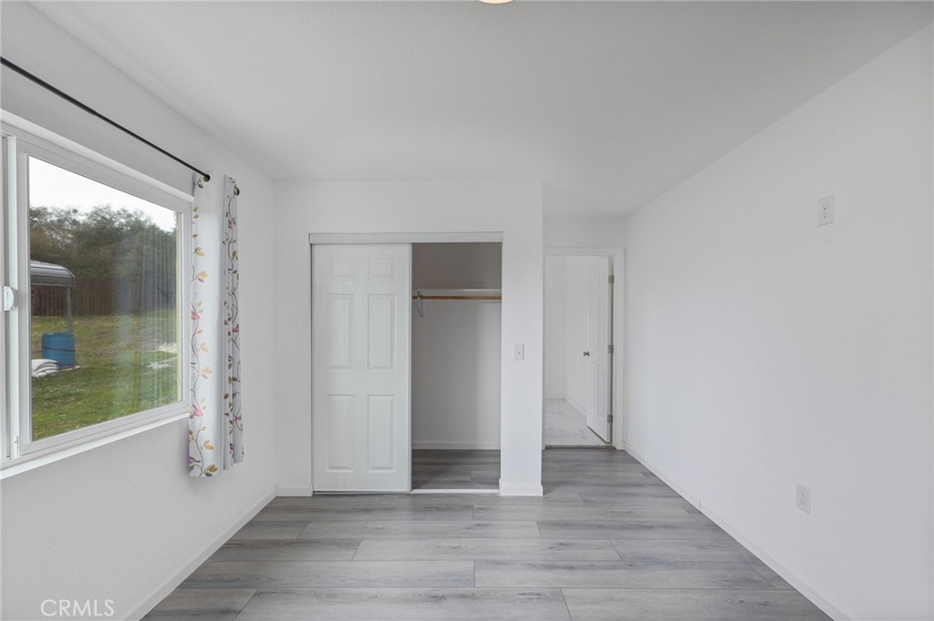 56563 Road 200