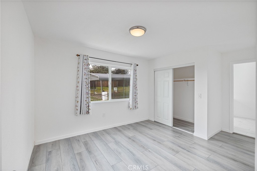 56563 Road 200