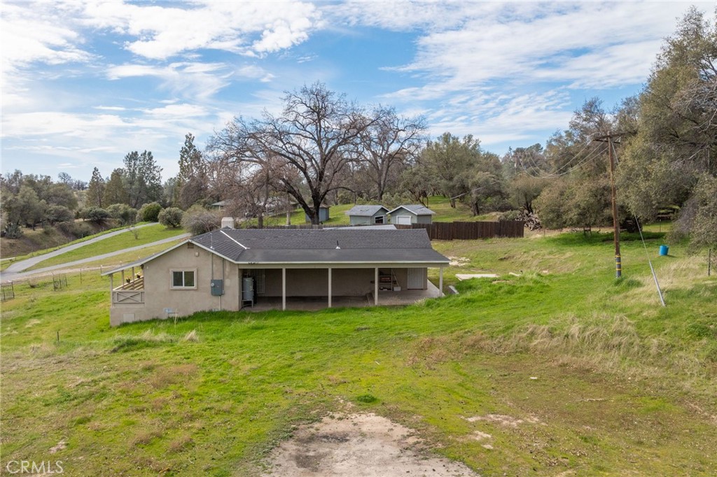 56563 Road 200
