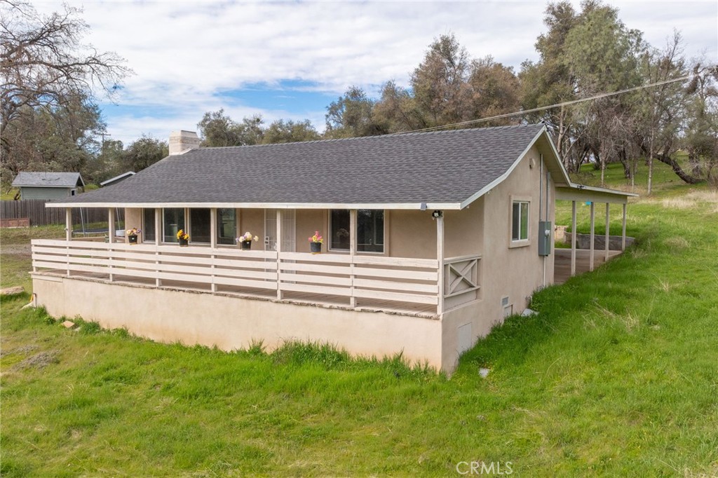 56563 Road 200
