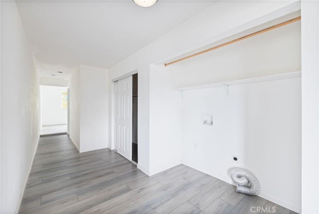 56563 Road 200