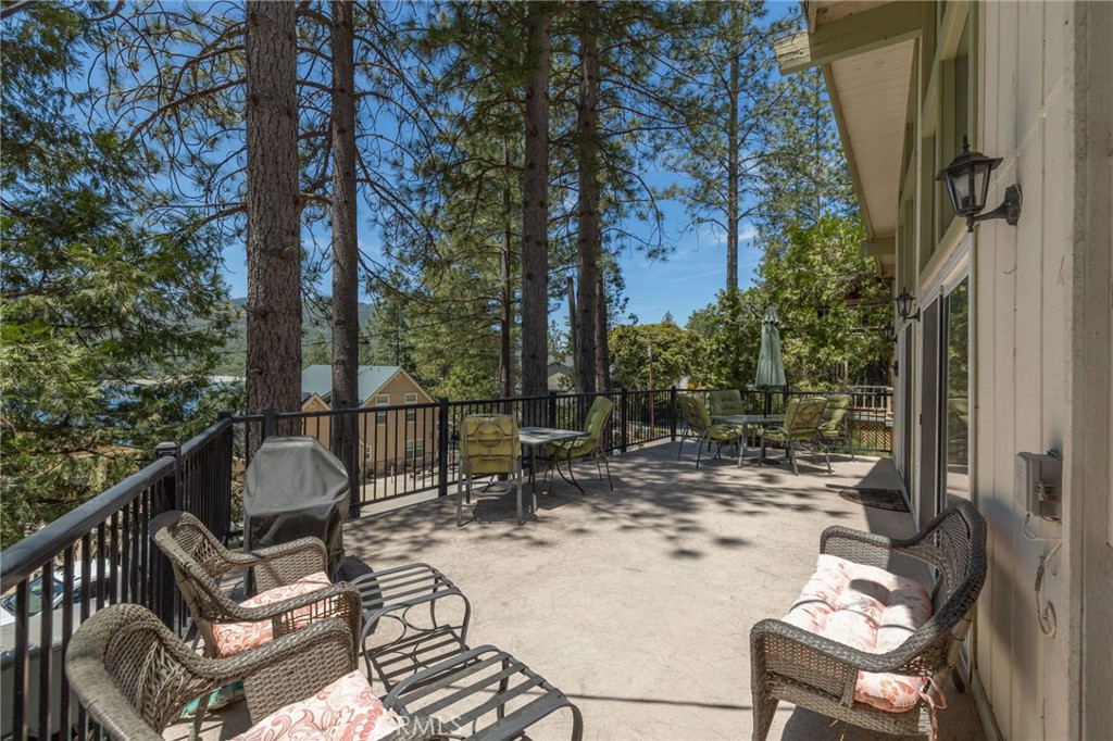 37731 Shoreline Drive