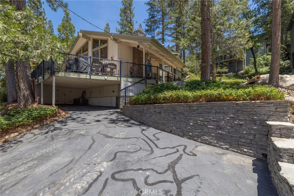 37731 Shoreline Drive