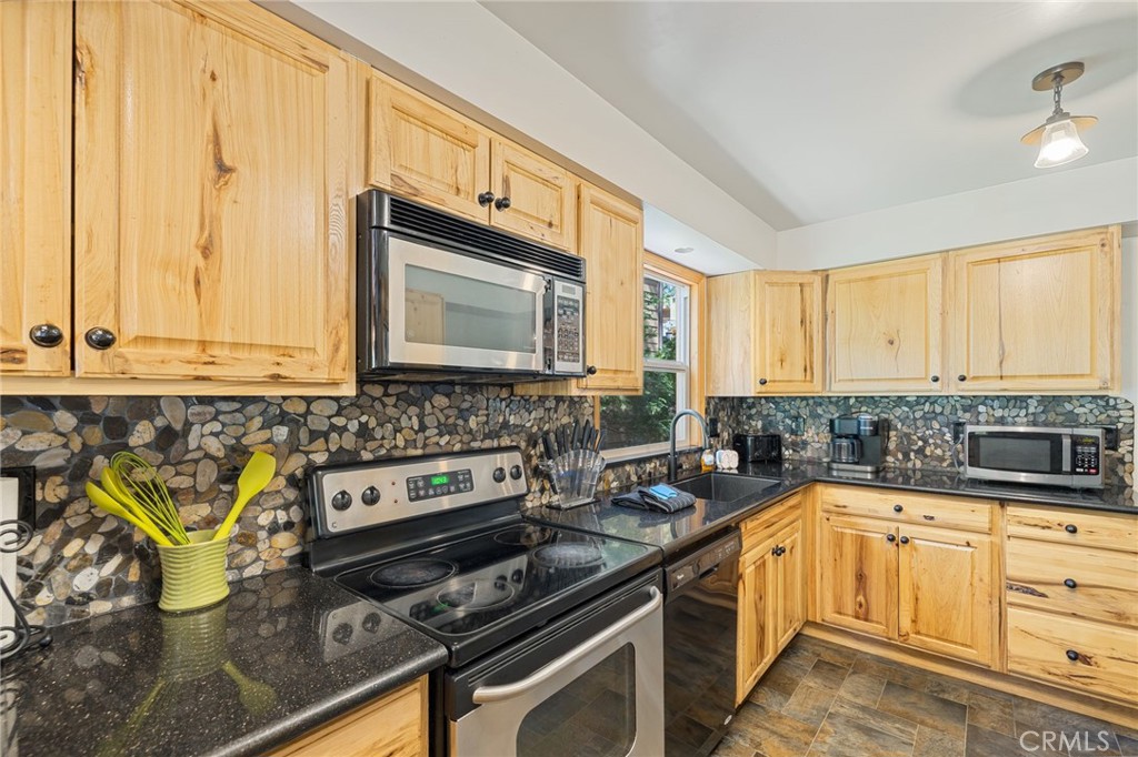 39162 Manzanita