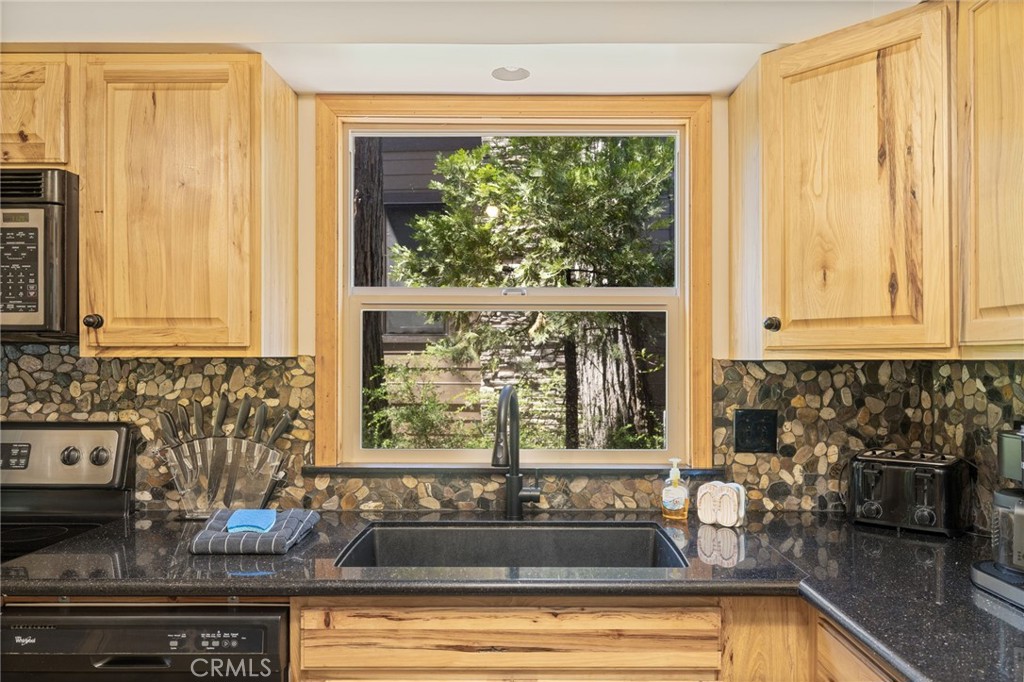 39162 Manzanita