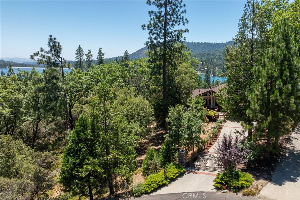 38800 Fawn Point Lane