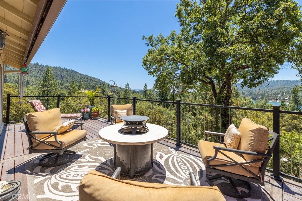 38800 Fawn Point Lane