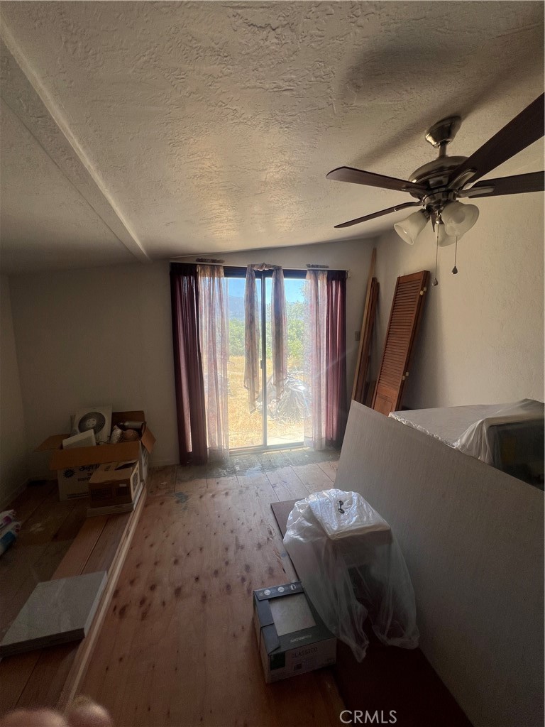 56554 Road 200