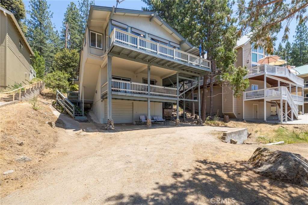 37744 Shoreline Drive