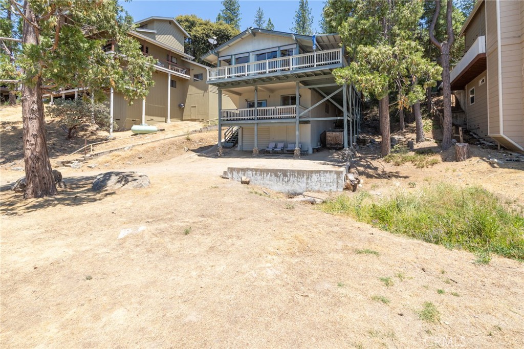37744 Shoreline Drive