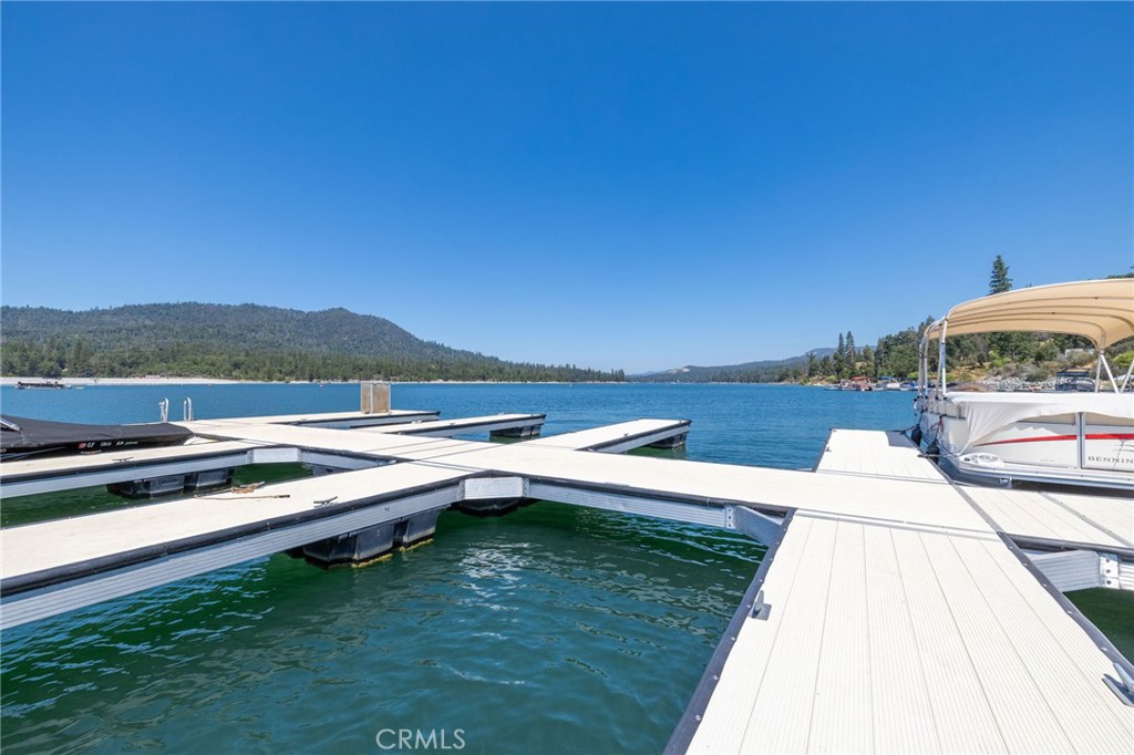 37744 Shoreline Drive