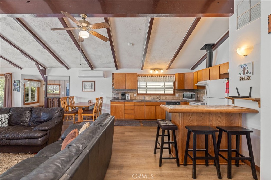 37744 Shoreline Drive