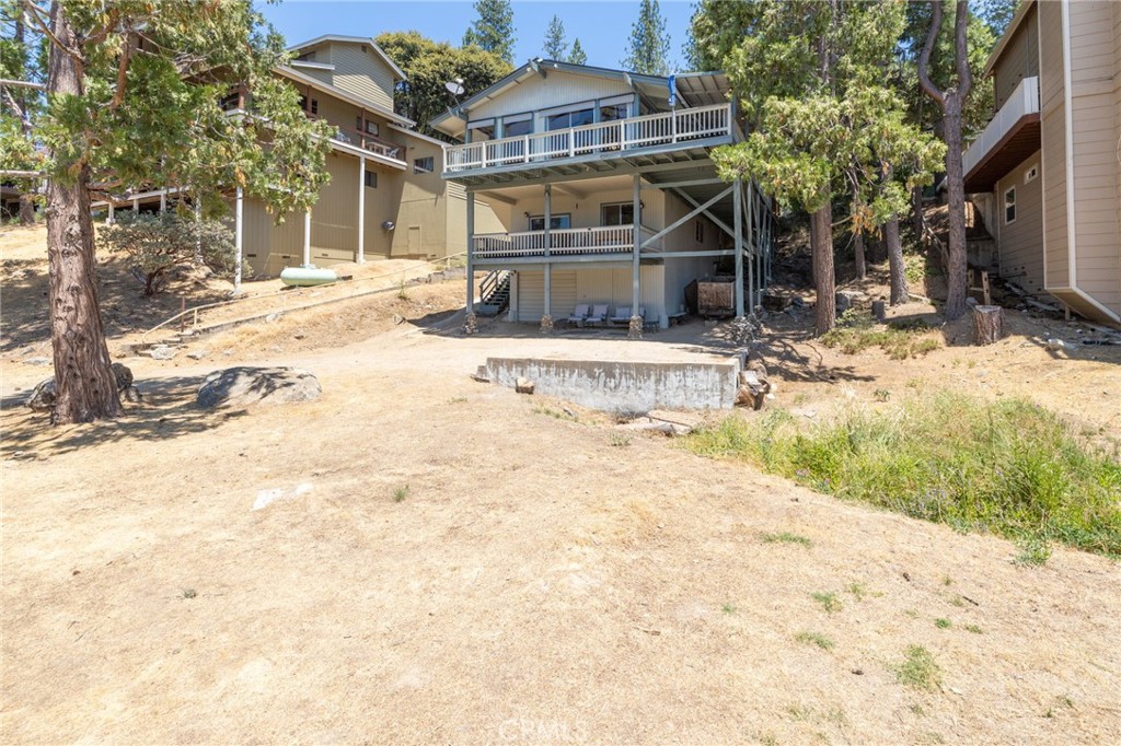37744 Shoreline Drive