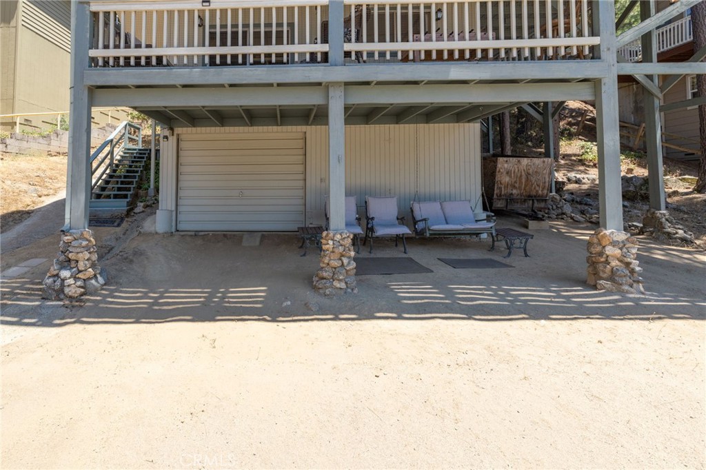 37744 Shoreline Drive