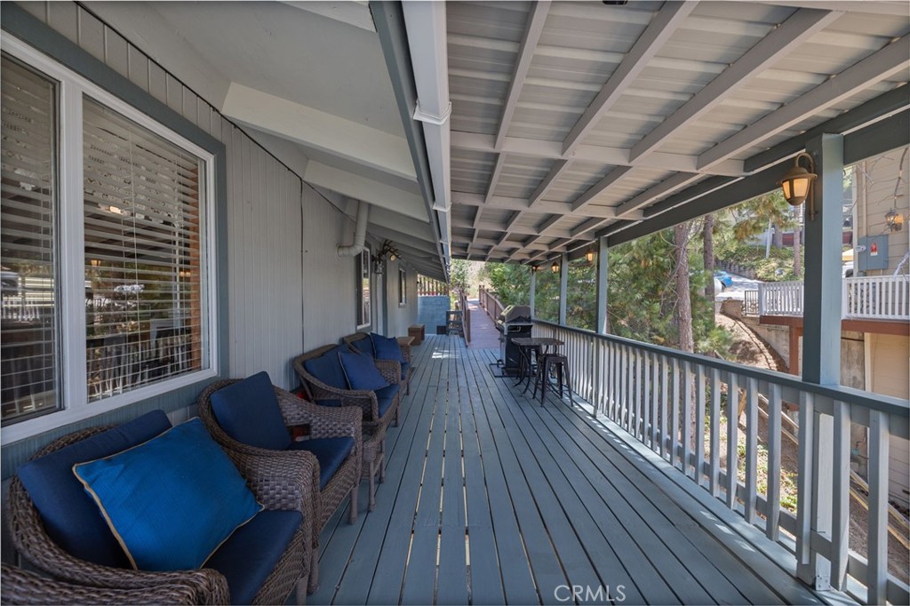 37744 Shoreline Drive
