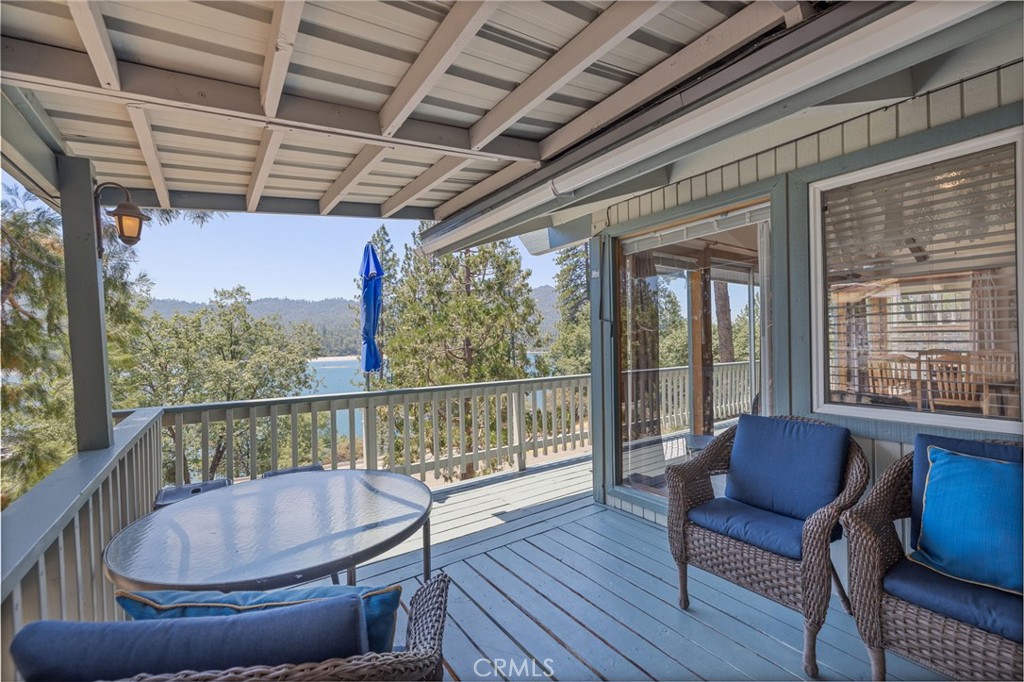 37744 Shoreline Drive