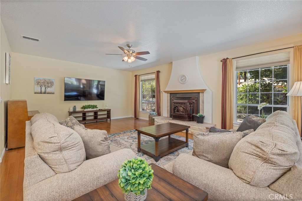34811 34833 Wintergreen Loop