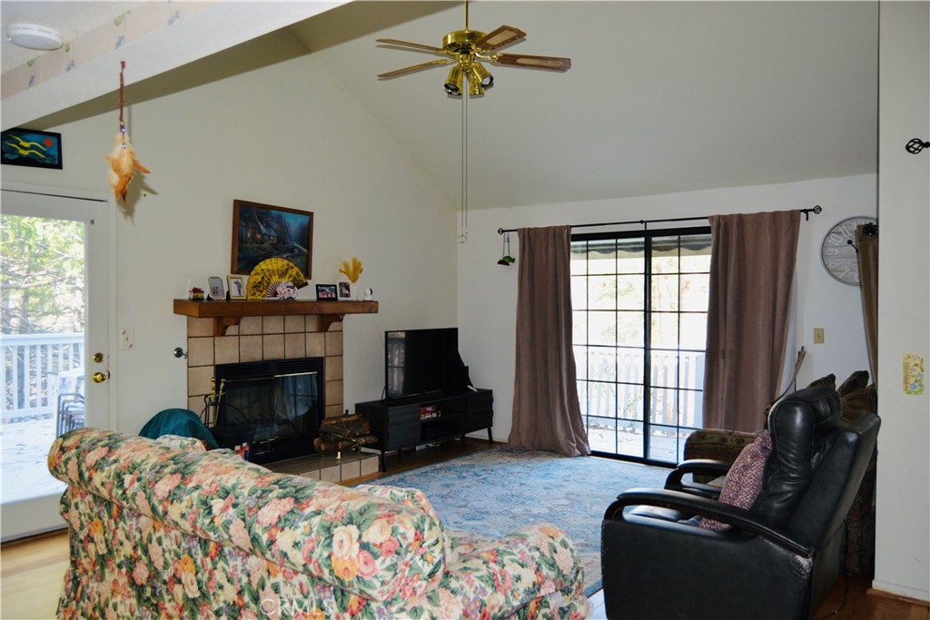 40748 Foxboro Court