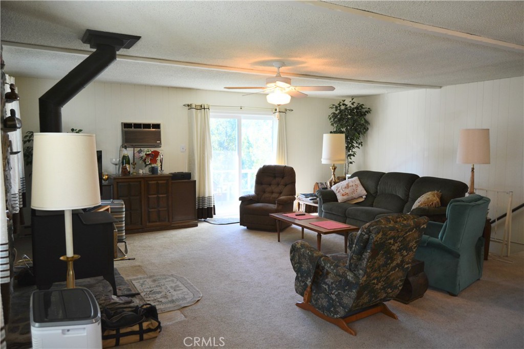39580 Saunders