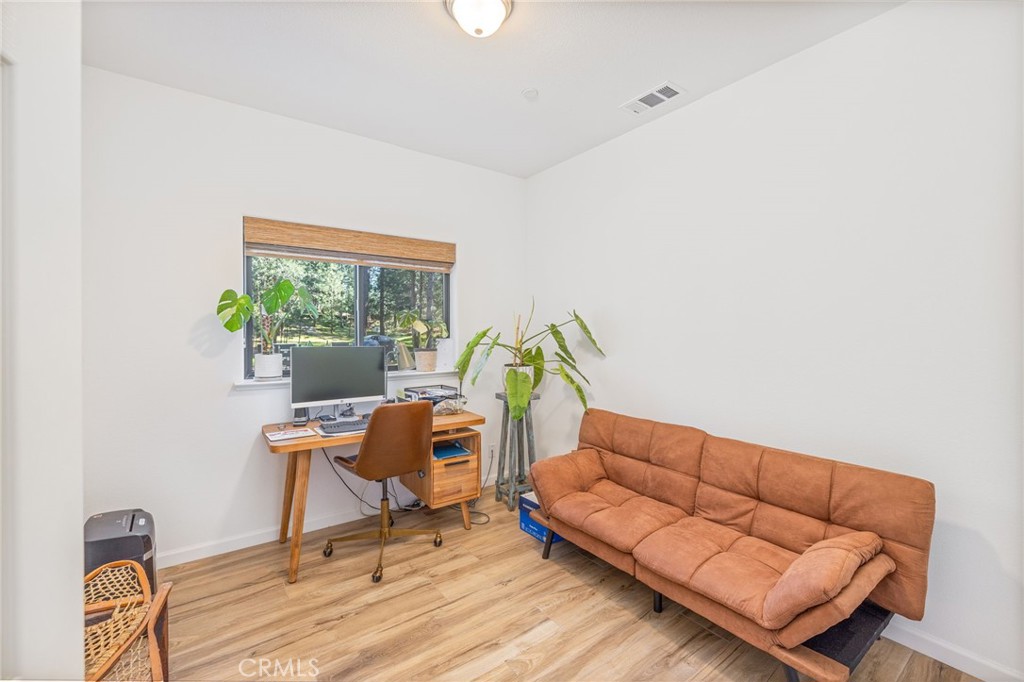 36273 Finegold Creek