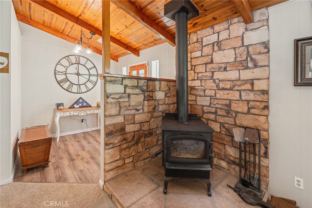 36333 Finegold Creek