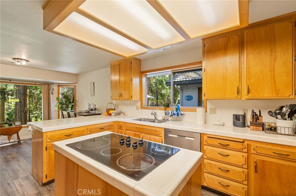 36333 Finegold Creek