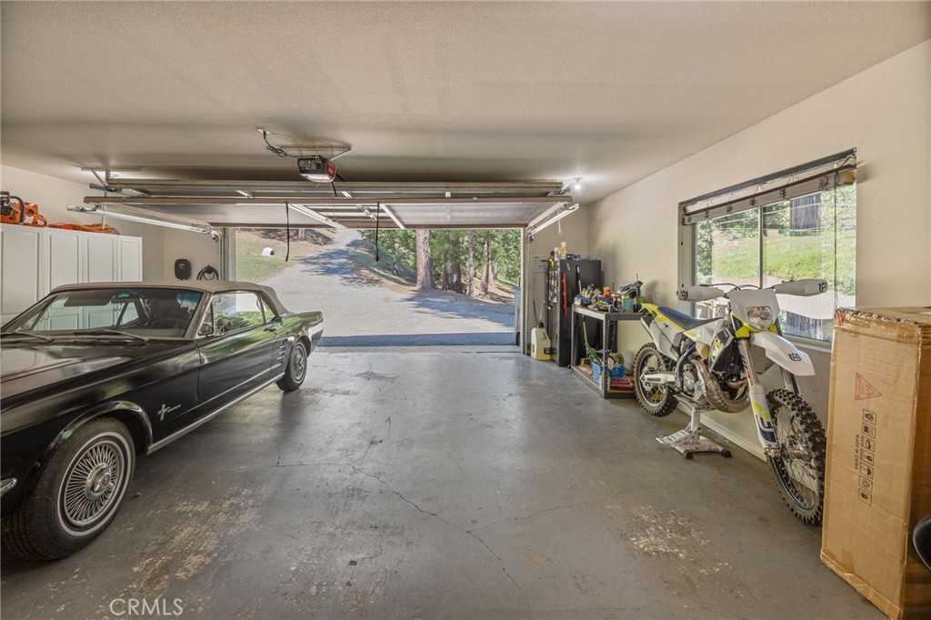 36333 Finegold Creek