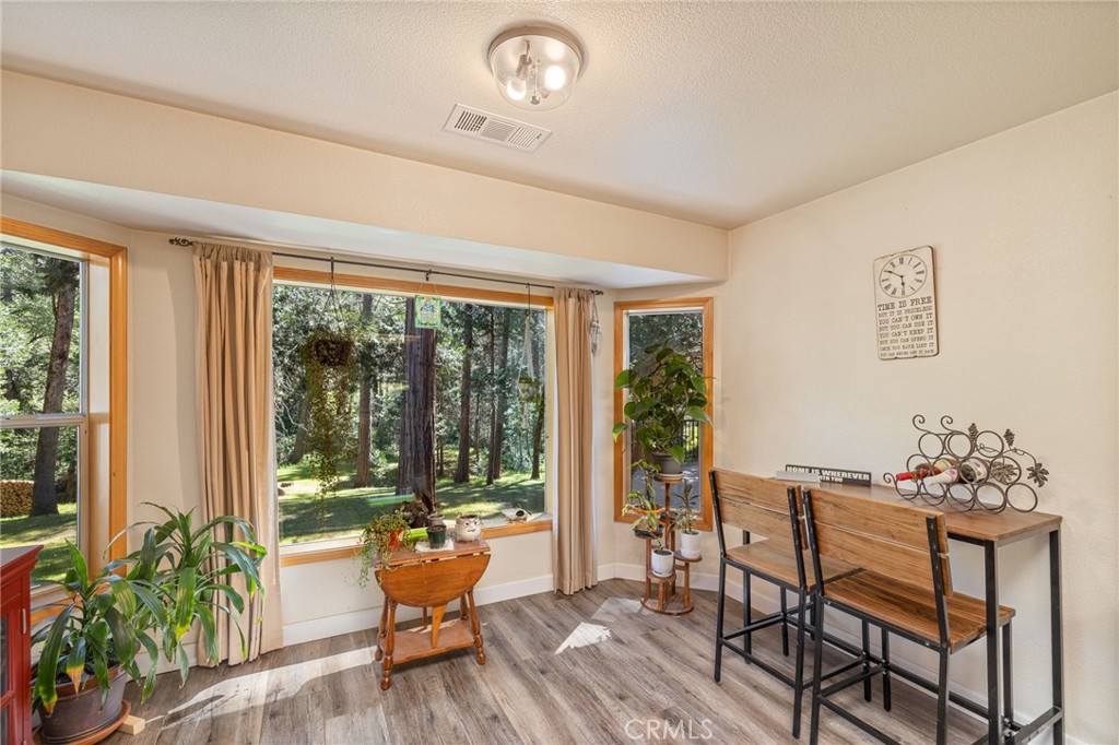 36333 Finegold Creek