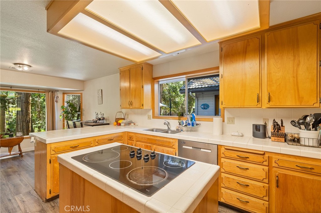 36333 Finegold Creek