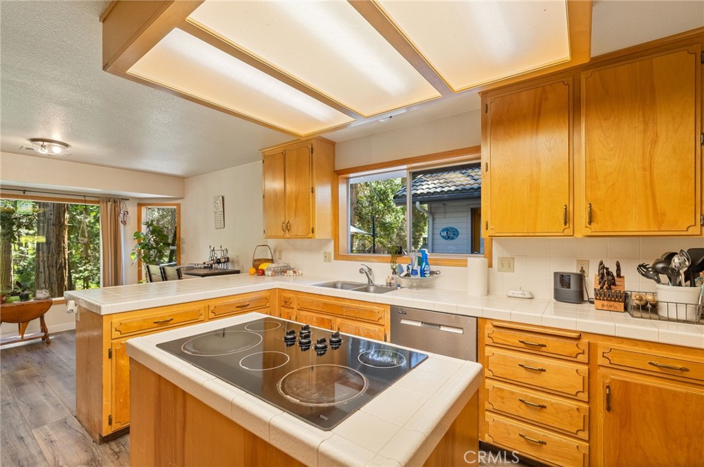 36333 Finegold Creek