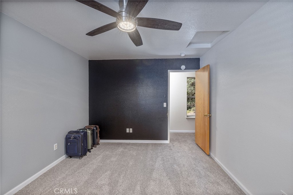 36333 Finegold Creek