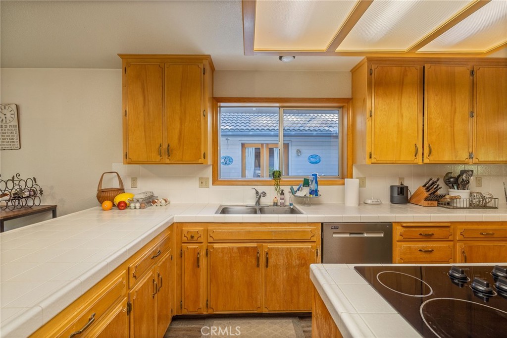 36333 Finegold Creek