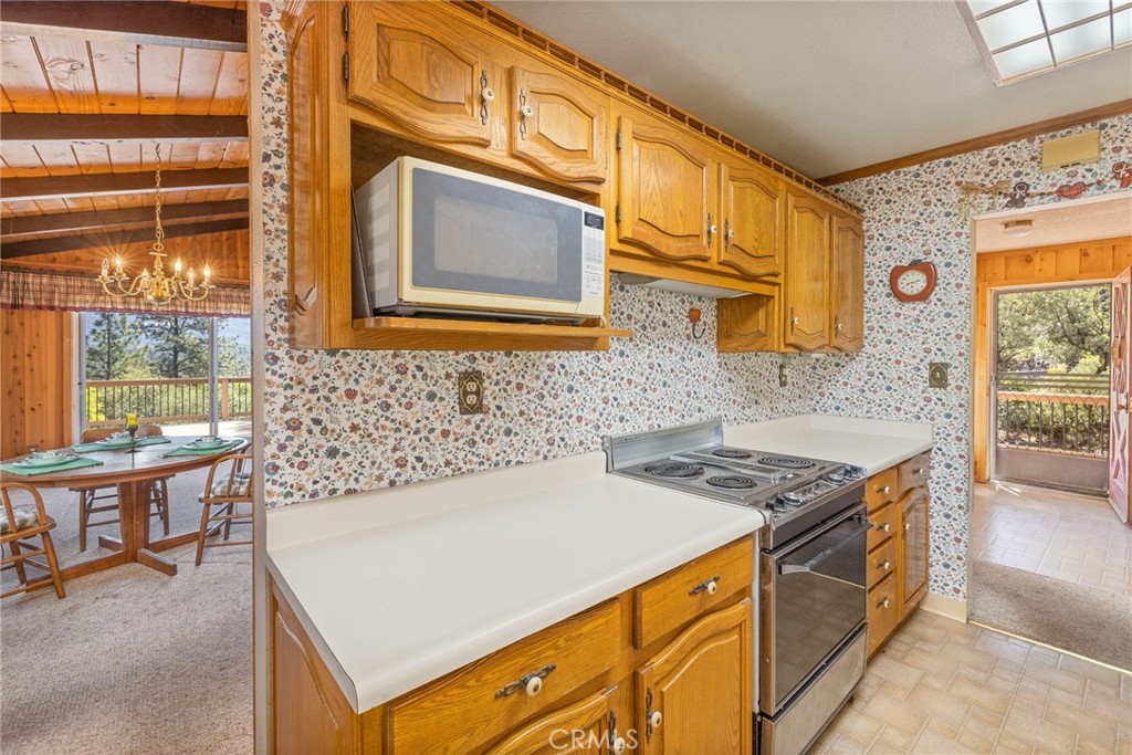 54481 Pinchot Dr.