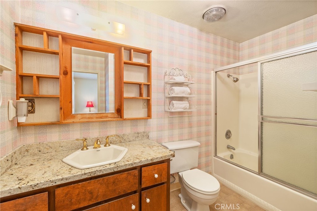 54481 Pinchot Dr.