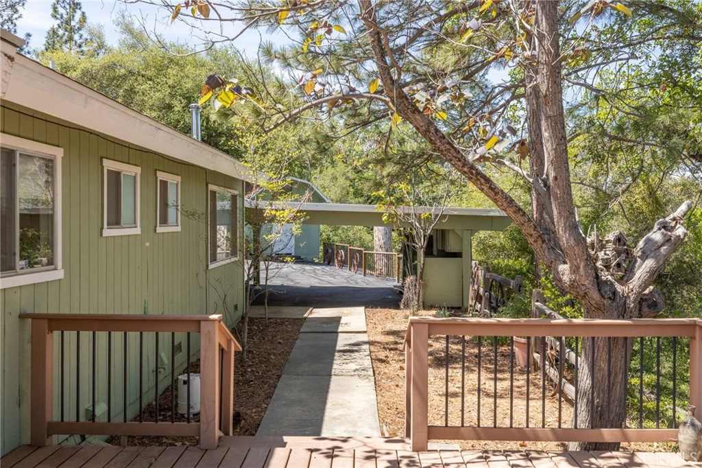 54481 Pinchot Dr.