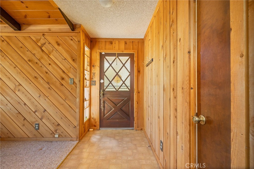 54481 Pinchot Dr.