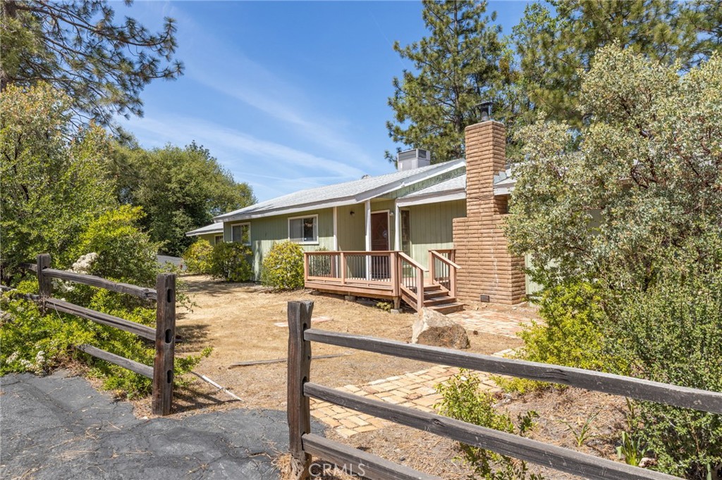 54481 Pinchot Dr.