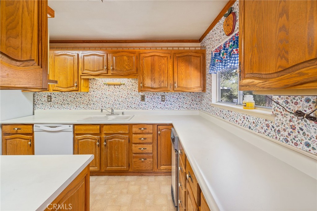 54481 Pinchot Dr.