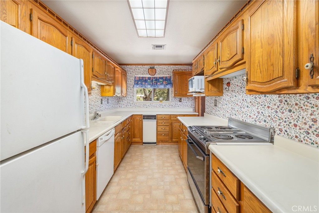 54481 Pinchot Dr.