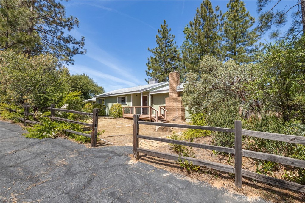 54481 Pinchot Dr.