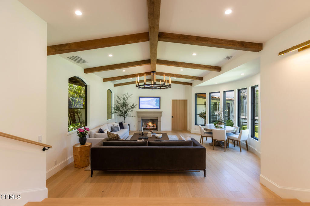 4435 Encinas Drive