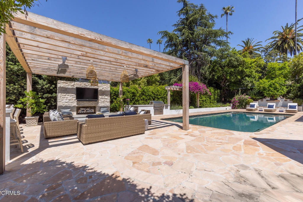 4435 Encinas Drive