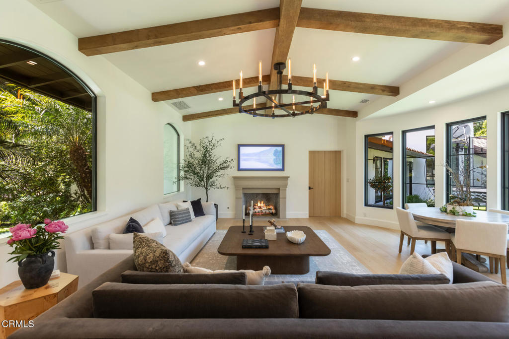 4435 Encinas Drive