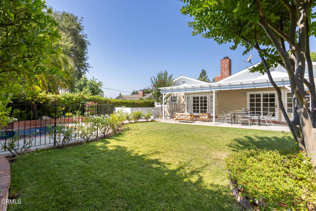 4650 Encinas Drive